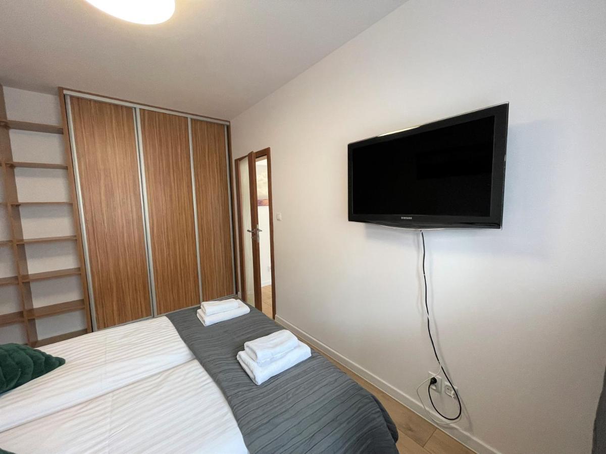 Al-Dom Apartament Ogrodowa Bocianie Gniazdo Z Garazem Kołobrzeg Esterno foto